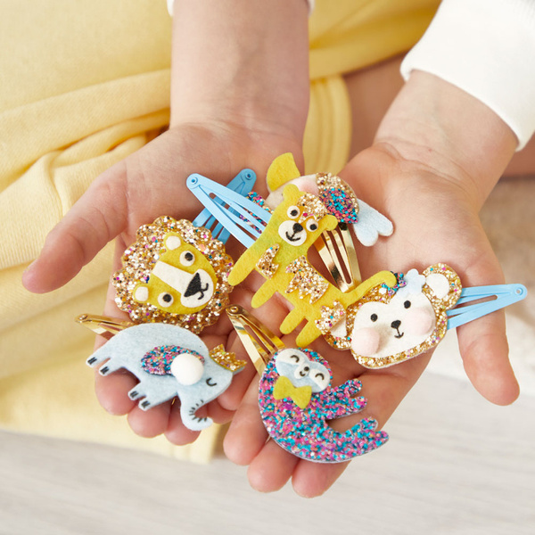 Zestaw kreatywny do tworzenia biżuterii Brokatowe spinki Egzotyczne zwierzęta 5+, Janod