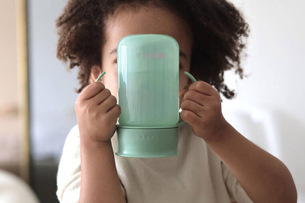 Kubek dla dzieci treningowy 360°, z uchwytami 340 ml green 12 m+, Beaba