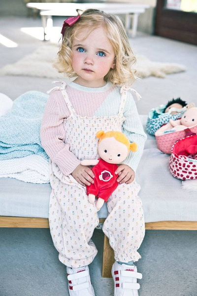 Lalka dzidziuś w koszyczku z ubrankiem i kocykiem Aghate 12 m+, Lilliputiens