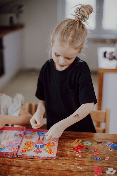 Tablica magnetyczna - Magnetyczne postacie Radosne motyle, 4+, Mudpuppy