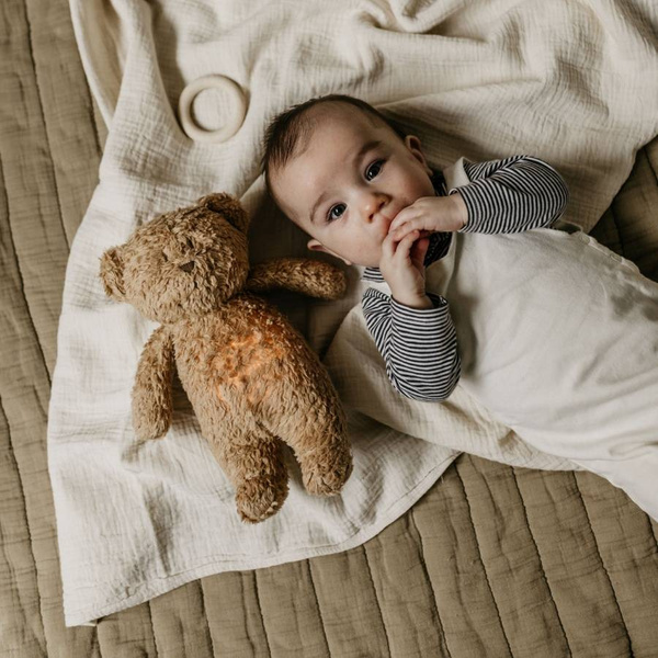 Moonie, Szumiący miś organic z lampką LED, kolor: Sand