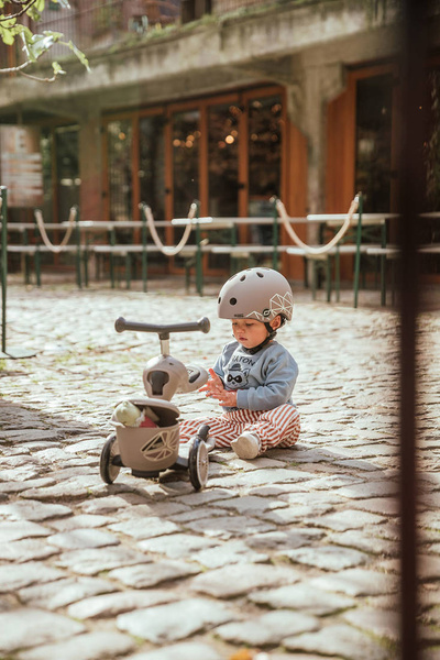 Scoot and Ride HK1 Lifestyle 2w1 jeździk i hulajnoga dla dzieci 1-5 lat, kolor: Brown Lines