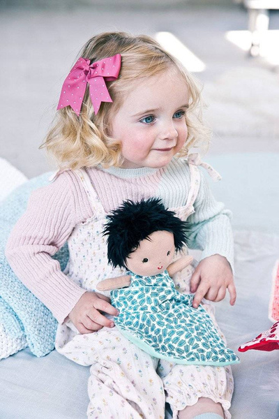 Lalka dzidziuś w koszyczku Ari 12 m+, Lilliputiens