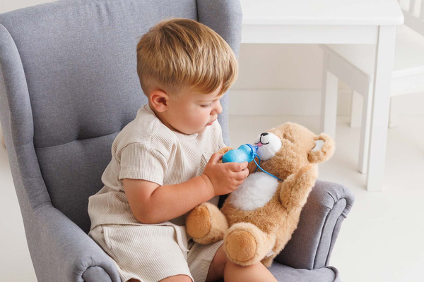 Zabawka interaktywna - Niedźwiadek Brunatny, dla dzieci, 18 m+, Dumel