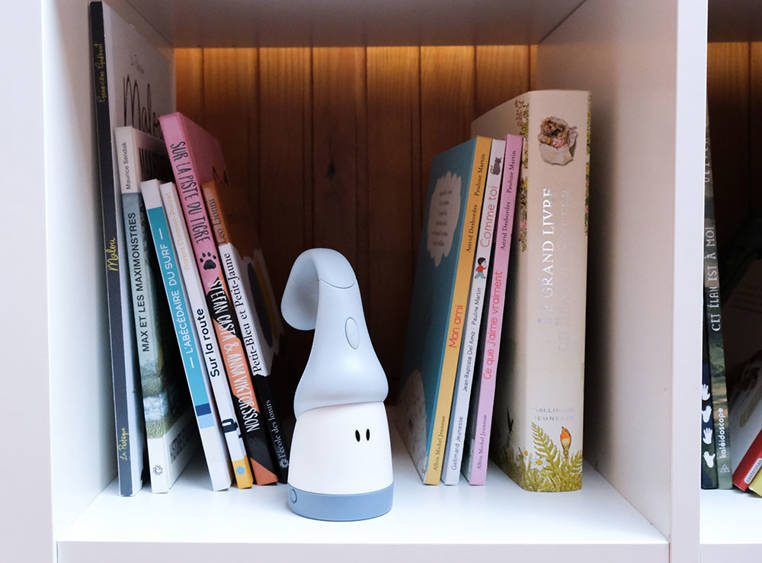 Lampka nocna LED Pixie Blue Beaba dla dzieci rozwój