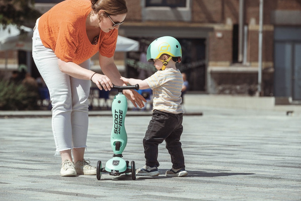 Scoot and Ride HK1 2w1 jeździk i hulajnoga dla dzieci 1-5 lat, kolor: Kiwi