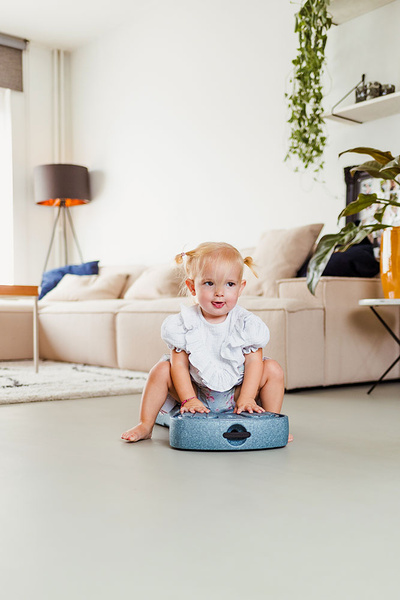 Scoot and Ride My First 3w1 pchacz, jeździk i deska na kółkach dla dzieci 6 m+, kolor: Steel