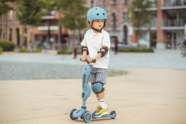 Zestaw: Scoot and Ride Kask dla dzieci 3+ rozm. S-M, kolor: Steel + ochraniacze rozm. S