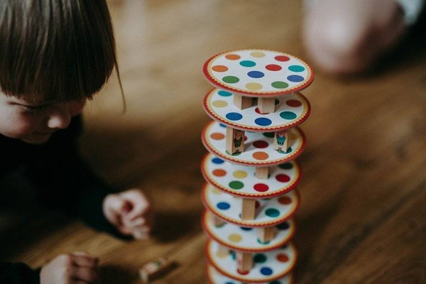 Gra zręcznościowa Akrobaci, Janod