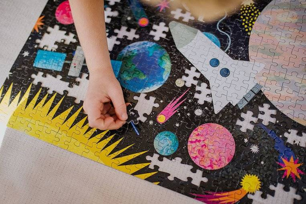 Puzzle rodzinne świecące w ciemności Kosmos 500 elementów 8+, Mudpuppy