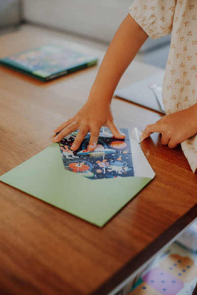 Puzzle-kartka z życzeniami Kosmos 12 elementów 3+, Mudpuppy