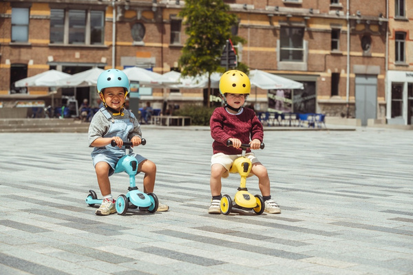 Scoot and Ride HK1 2w1 jeździk i hulajnoga dla dzieci 1-5 lat, kolor: Blueberry