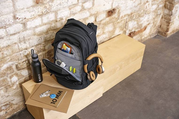 Bidon ze stali nierdzewnej 750 ml Bold czarny, Lassig