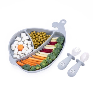 Silikonowy talerzyk Wieloryb + sztućce, kolor: szary, Giligums