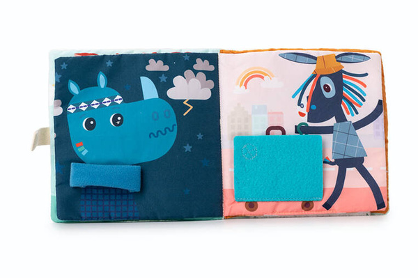 Miękka książeczka aktywizująca z mini-komforterem „Joe i jego przytulanka” 12 m+, Lilliputiens