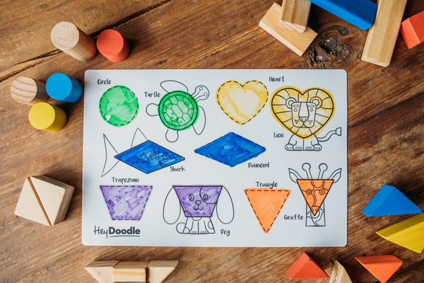 Mata Silikonowa do Wielokrotnego Kolorowania A4 - Kształty, 3+, HeyDoodle