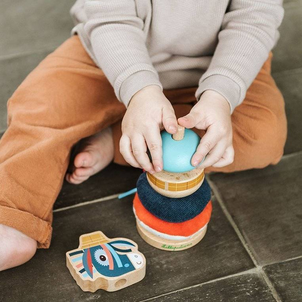 Drewniana układanka piramida z miękkimi elementami Osiołek Ignace 12 m+, Lilliputiens