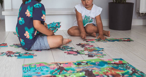 Świecące puzzle z mini-lampką UV Las 24 elementy 3+, Janod