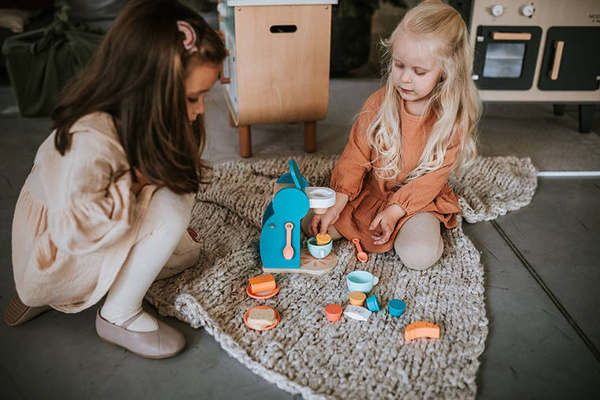 Zabawki drewniane - Zestaw śniadaniowy z ekspresem 14 el, dla dzieci 3+, Janod