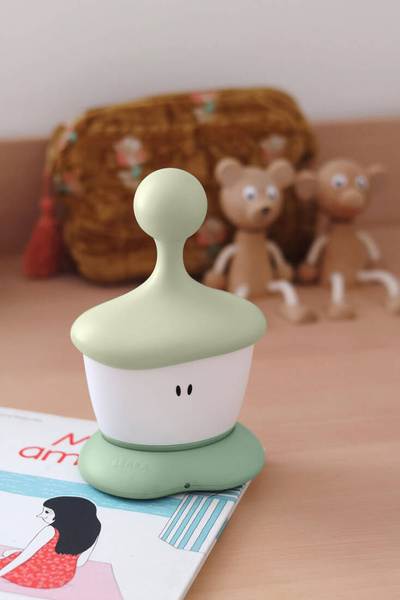 Lampka nocna LED przenośna Pixie Stick Sage green, Beaba