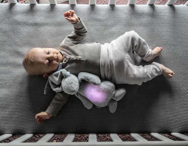 Moonie, Szumiący króliś z lampką LED, kolor: Sky