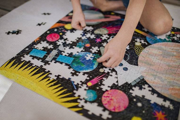 Puzzle rodzinne świecące w ciemności Kosmos 500 elementów 8+, Mudpuppy