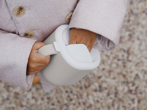 Silikonowy kubek niewysypek na przekąski Pick 'n' Snack velvet grey, Beaba