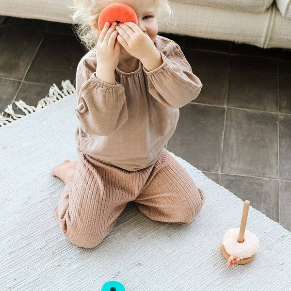 Drewniana układanka piramida z miękkimi elementami Flaming Anaïs 12 m+, Lilliputiens