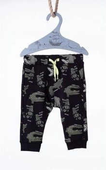 Kappahl Spodnie chłopięce dresowe z nadrukiem w krokodyle